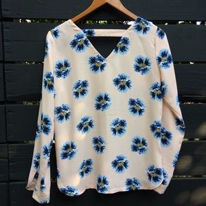 Loft soft pink blush with blue flowers, back V neck floral blouse NWT